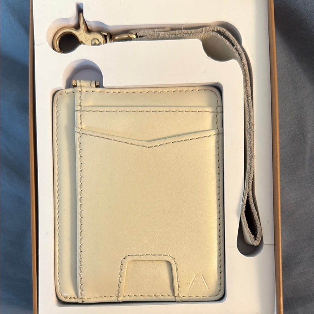Andar Denner Wallet – Slim RFID Leather – Cream – Used